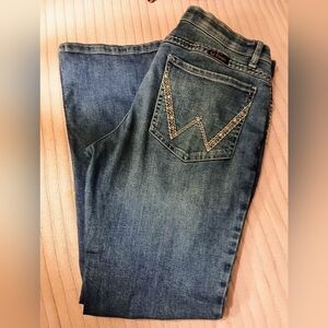 Women's Wrangler Shilho Size 15 X 32